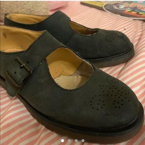 vintage Dr. Martens mary jane shoes!!